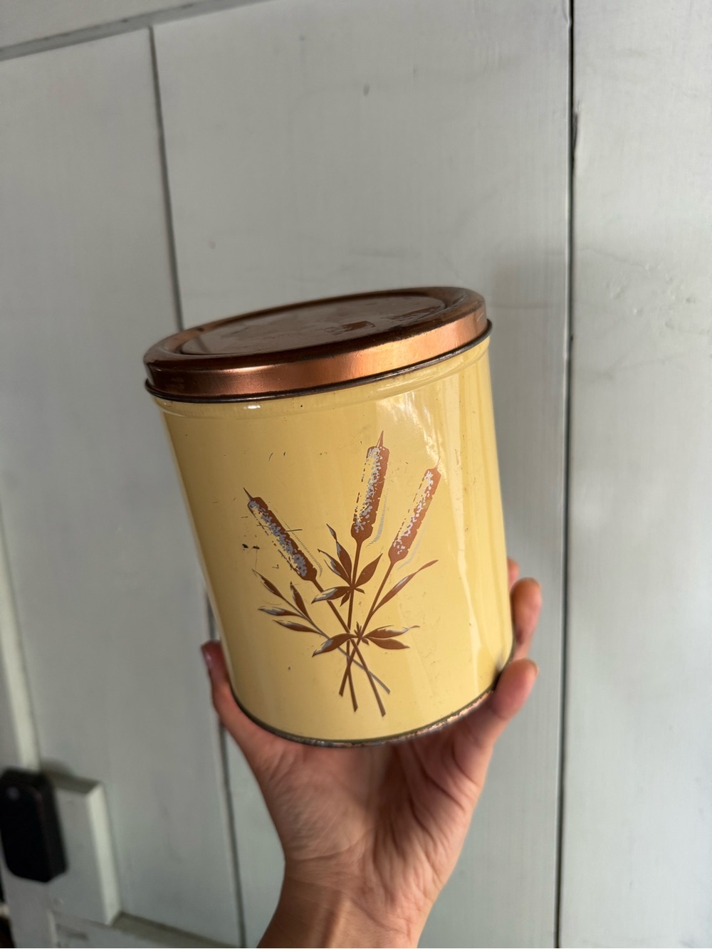 Vintage Decoware Tin